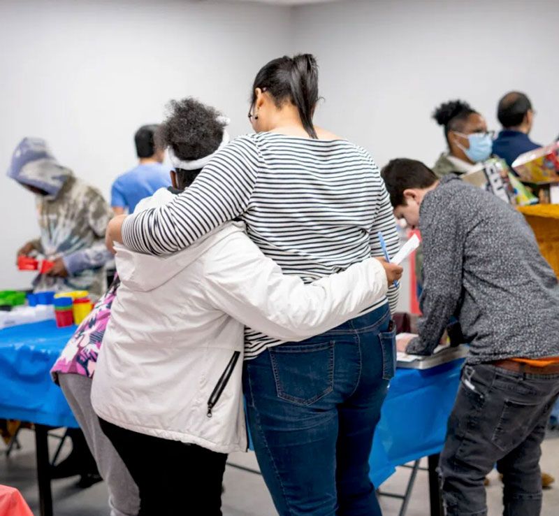 weekend-miracles-hug-2023