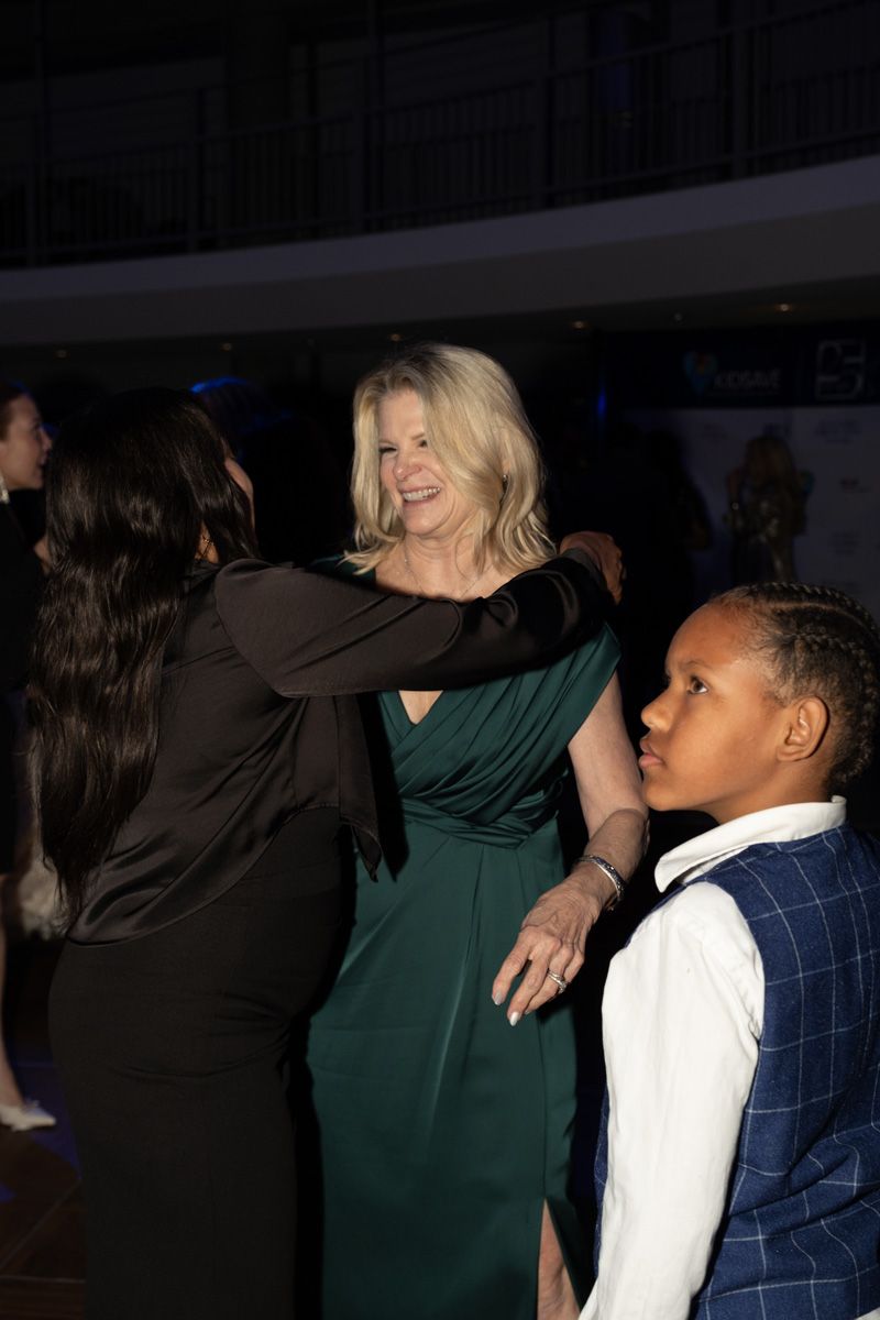 Kidsave-gala-los-angeles-2024-Randi-Thompson
