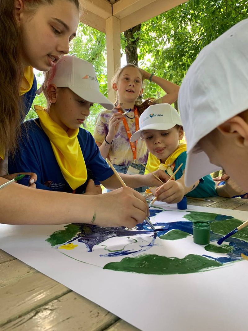 Kidsave-Children's-Day-Ukraine-arts-and-crafts