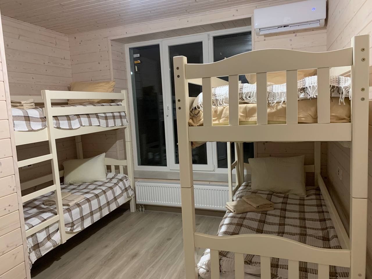 Kidsave-Miracles-Center-Bedroom