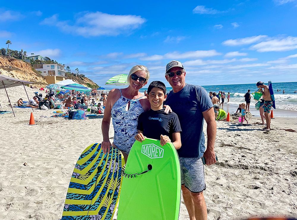 Kidsave-Summer-Miracles-2022-York-Family-at-the-Beach